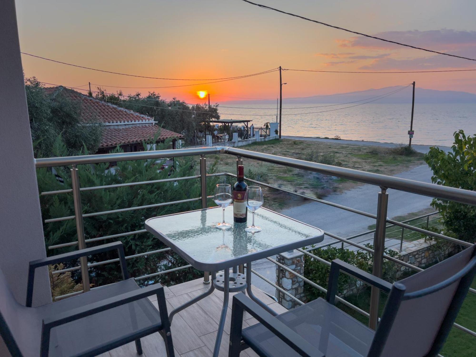 Yalos Beach Maisonettes Skála Sotíros Zewnętrze zdjęcie